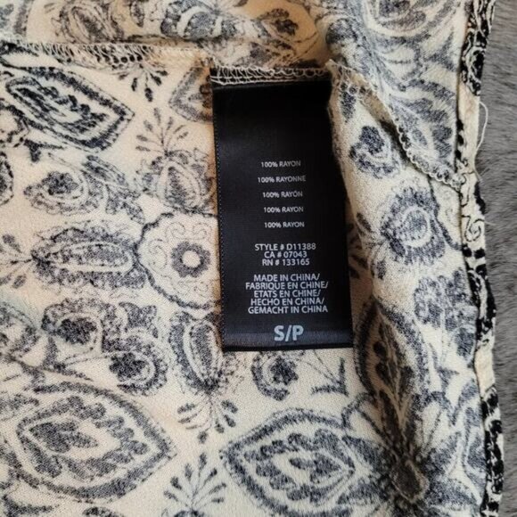 Eri + Ali Hervine‎ Blouse Black Paisley Print - Size Small - Picture 5 of 7